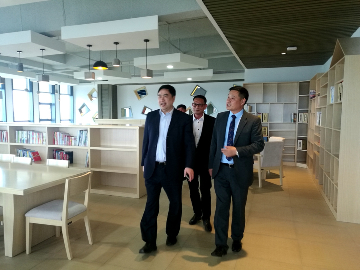 5-趙振元董事長參觀?；鶈T工文化中心2.jpg